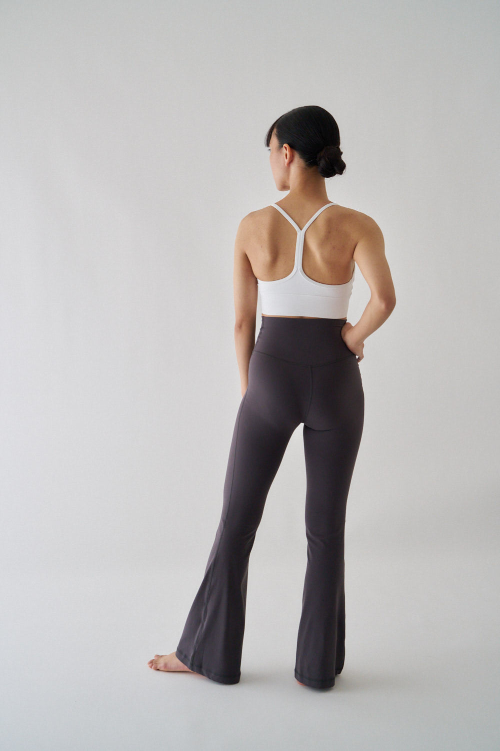 ZEN ESSENTIAL シグニチャー レギンスフレアパンツ