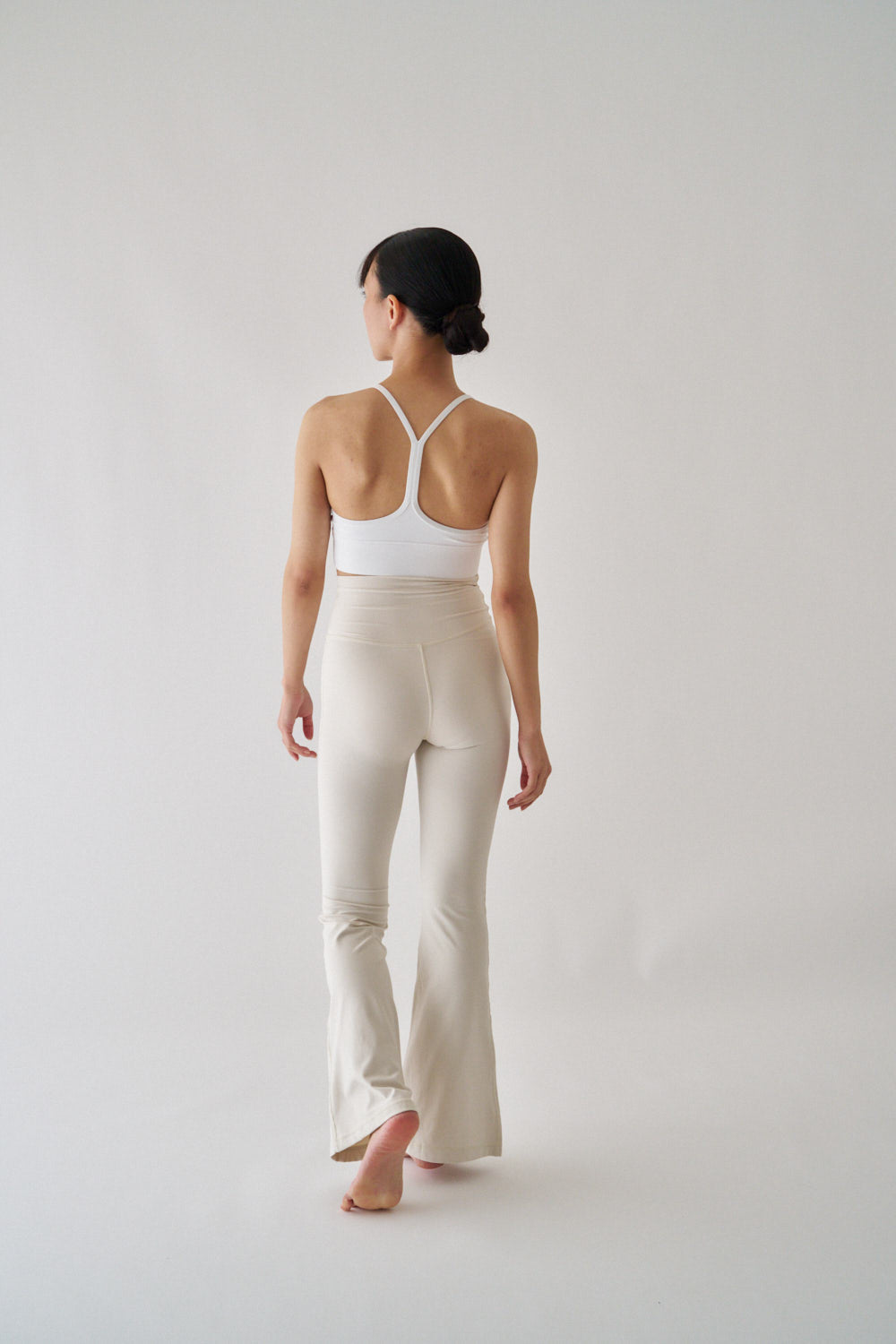 ZEN ESSENTIAL シグニチャー レギンスフレアパンツ