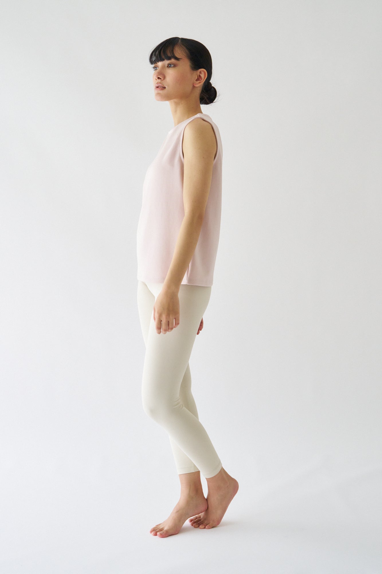 ZEN SEAMLESS スタンダートノースリーブシャツ