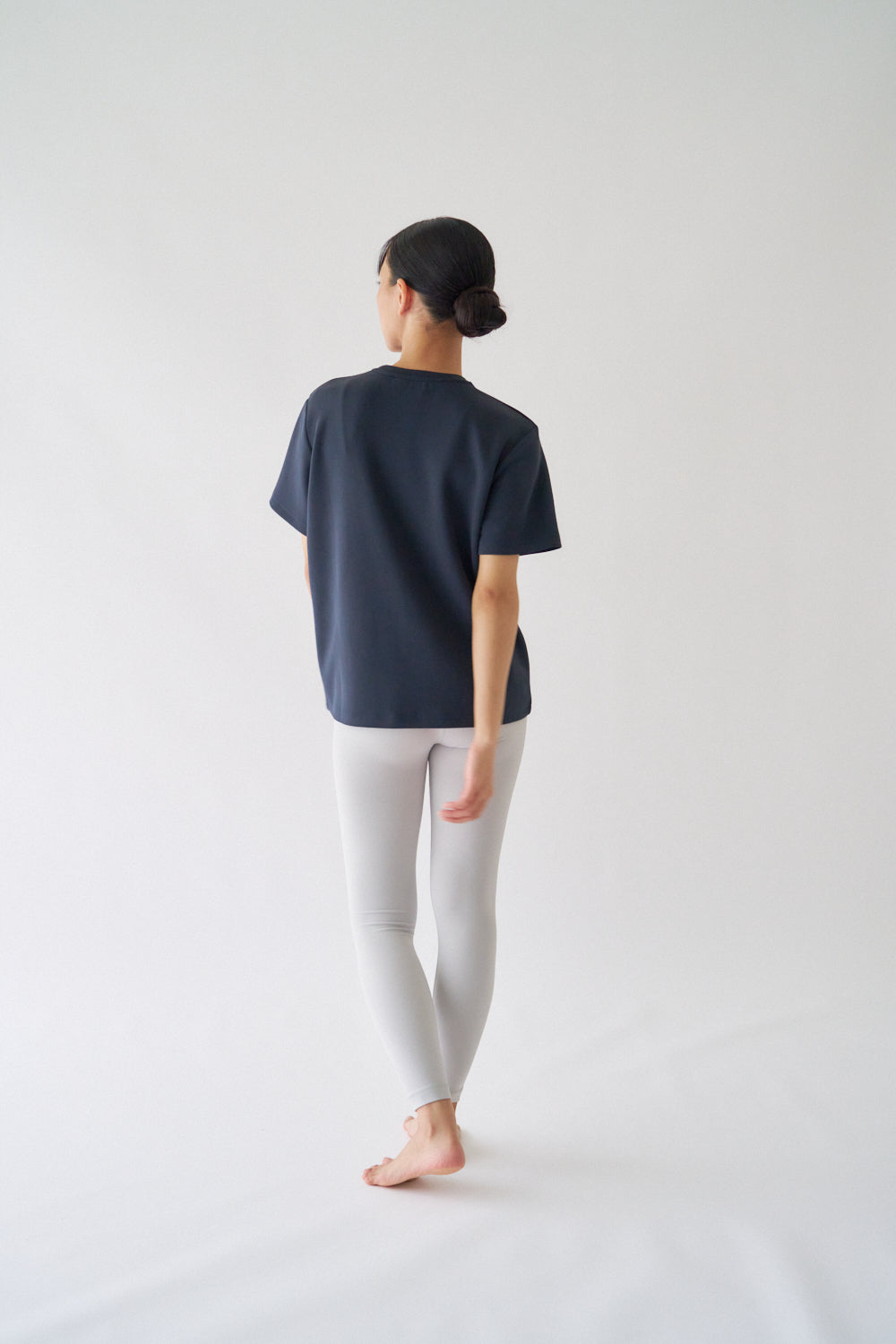 ZEN SEAMLESS リラックスTシャツ