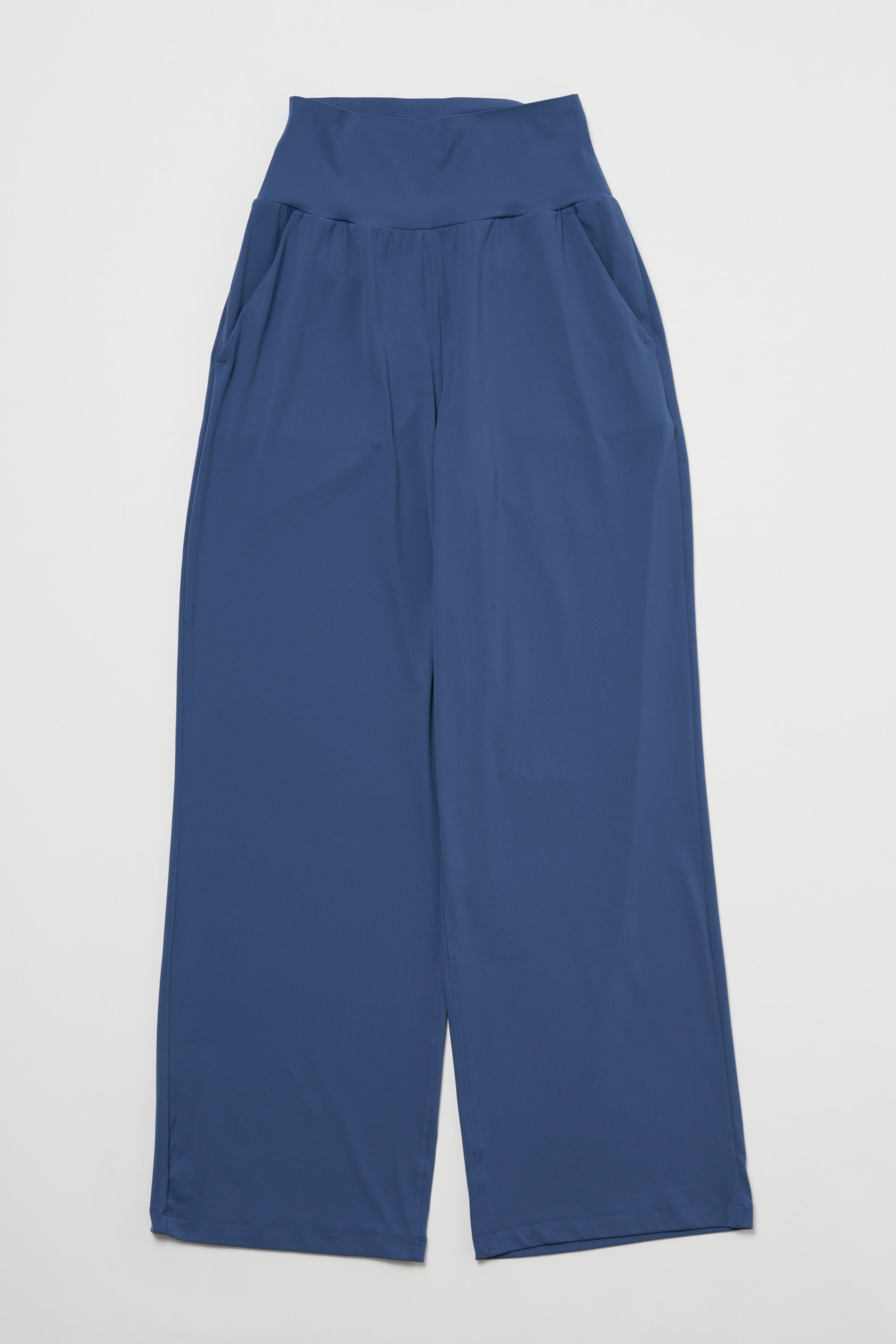 ZEN ESSENTIAL シグニチャー レギンスワイドパンツ