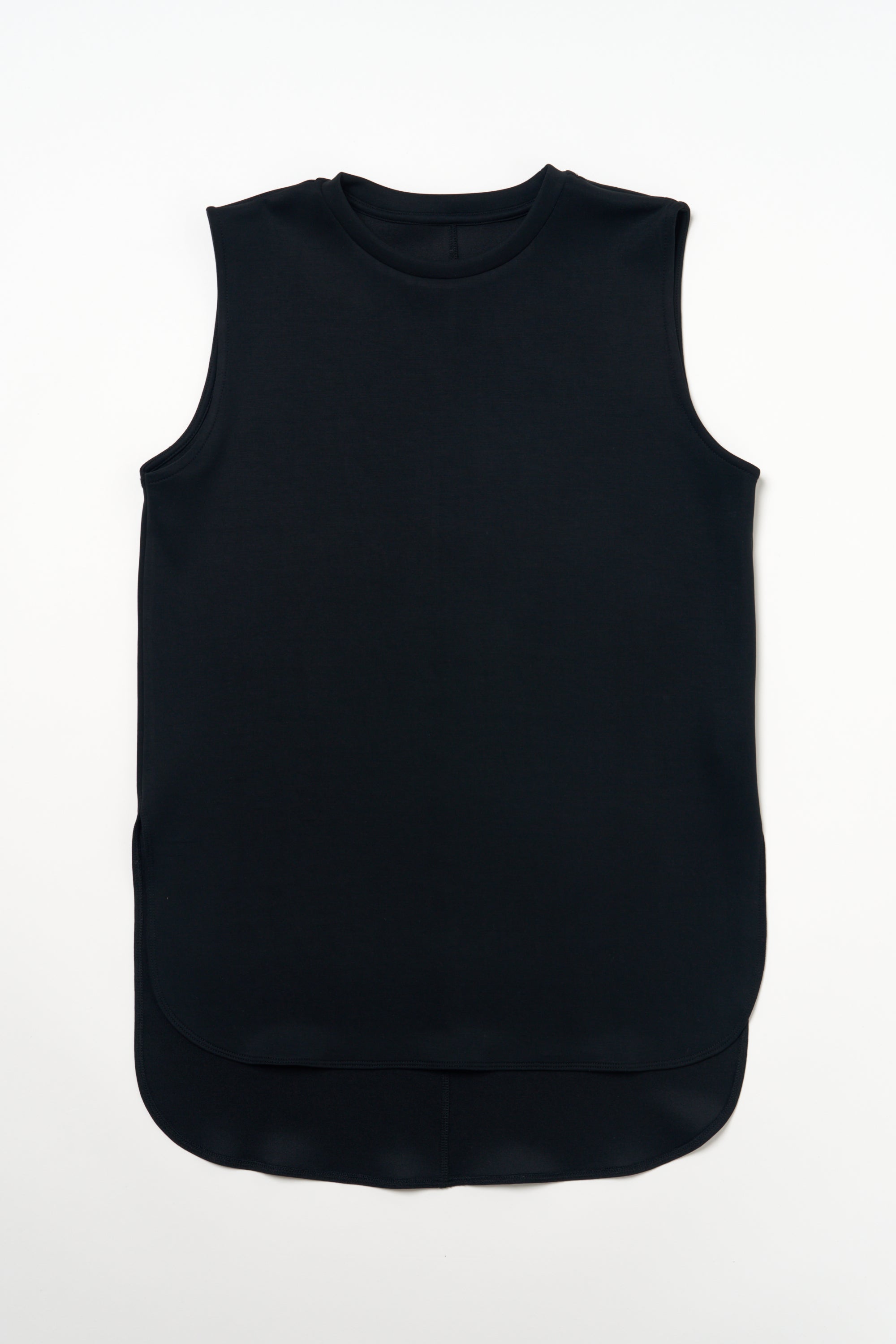 ZEN SEAMLESS カーブカットロングノースリーブシャツ